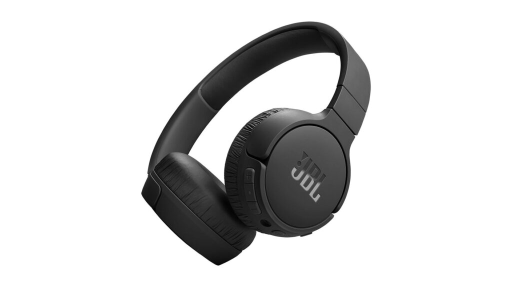 Image of JBL Tune 670NC Headphones against a white background.