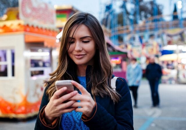 Person enjoying wifi without an internet connection