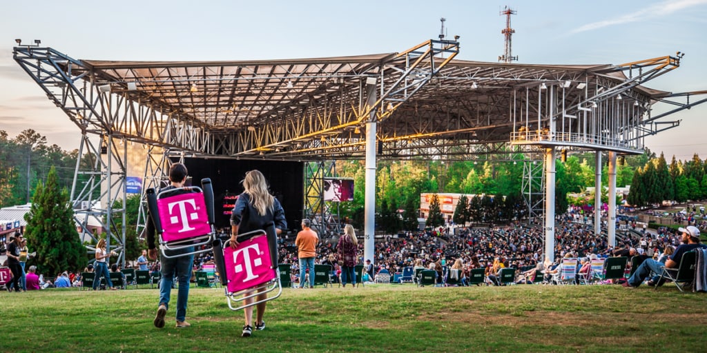 Un-carrier Goes Big for Little League with $250K or More Donation at  T-Mobile Home Run Derby - T-Mobile Newsroom