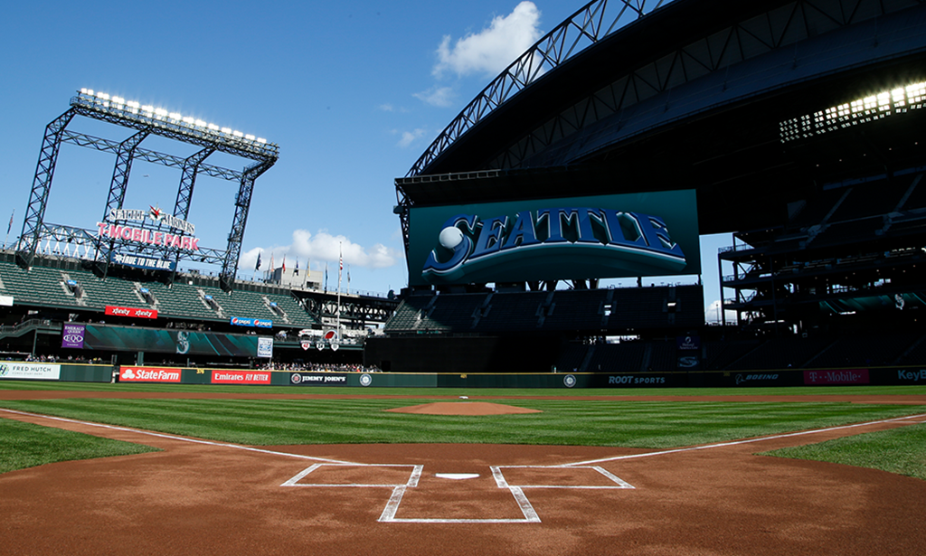 Play Ball! TMobile & Seattle Mariners Give Fans Immersive Experience