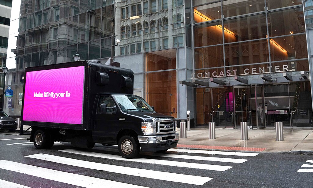 Comcast Raises Internet Prices AGAIN. T‑Mobile Responds, Urging 