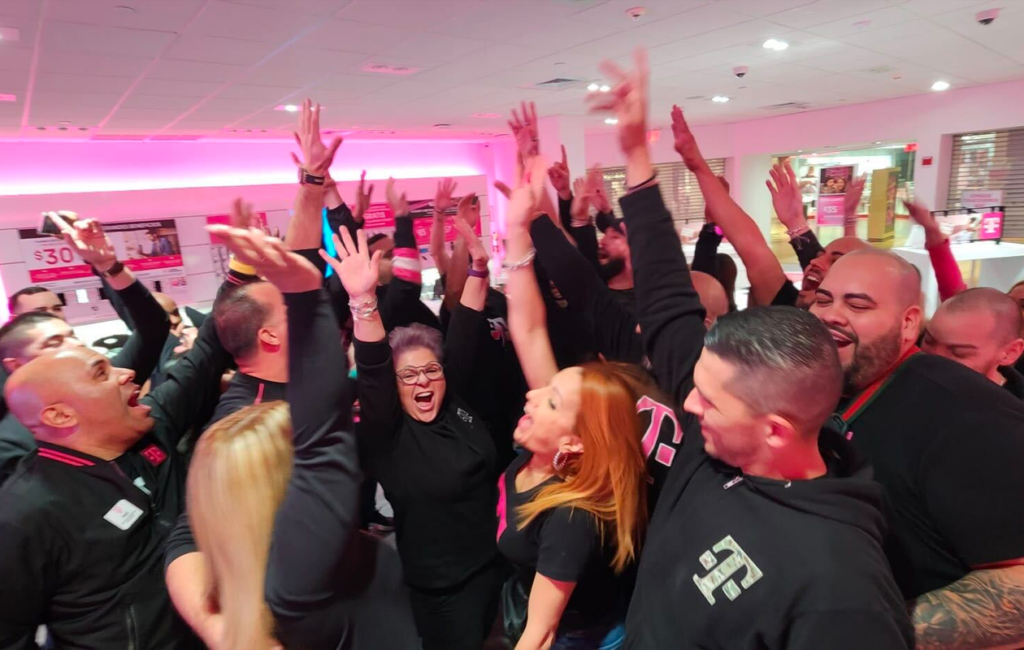 T-Mobile Puerto Rico celebrates their Difference Maker Award