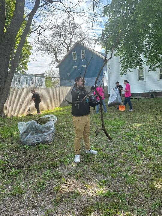 CEC Rochester employees volunteer at Center For Youth.