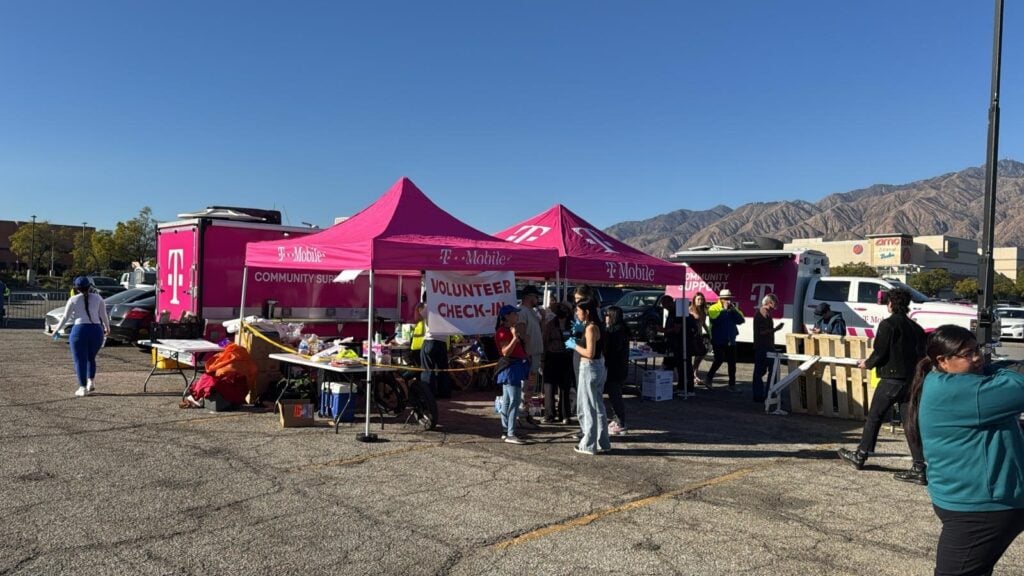 T-Mobile activates Community Support Team