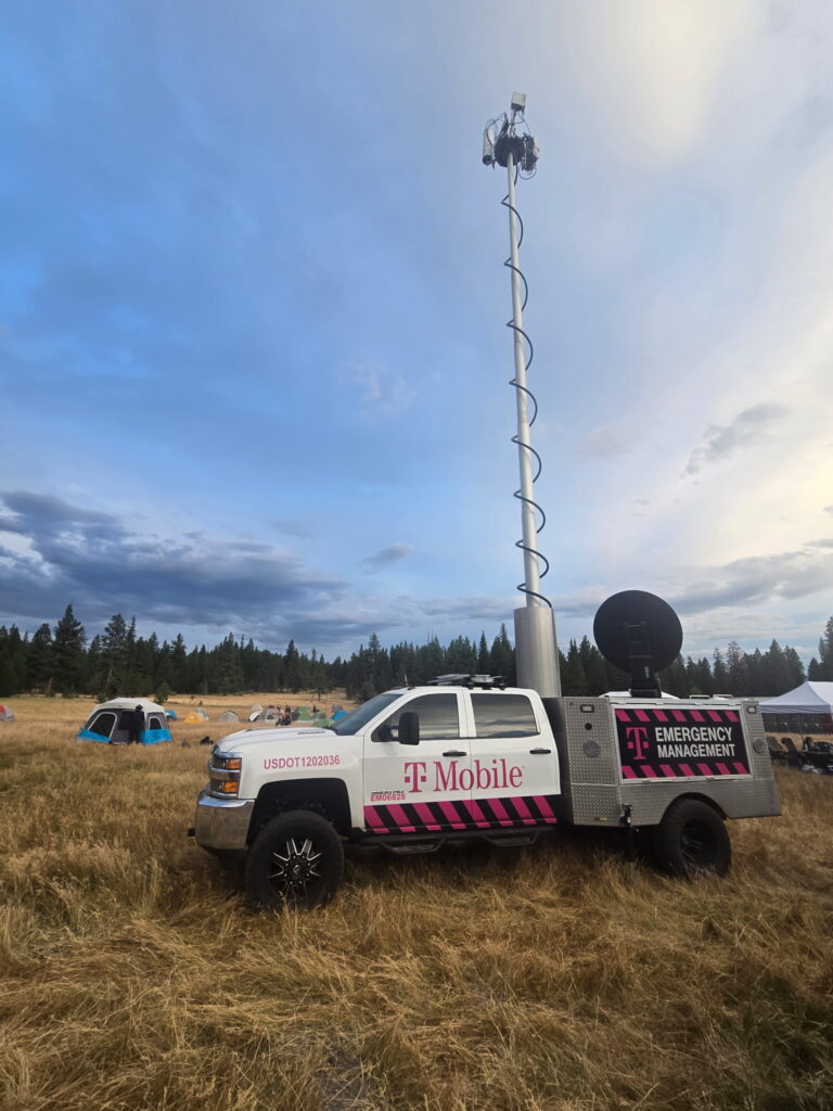 A T-Mobile SatCOLT deployed at a firefighter basecamp near the Washington-Oregon border to help support wildfire response efforts.