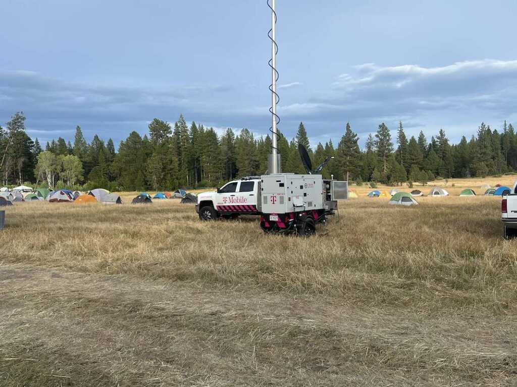 A T-Mobile SatCOLT deployed at a firefighter basecamp near the Washington-Oregon border to help support wildfire response efforts.